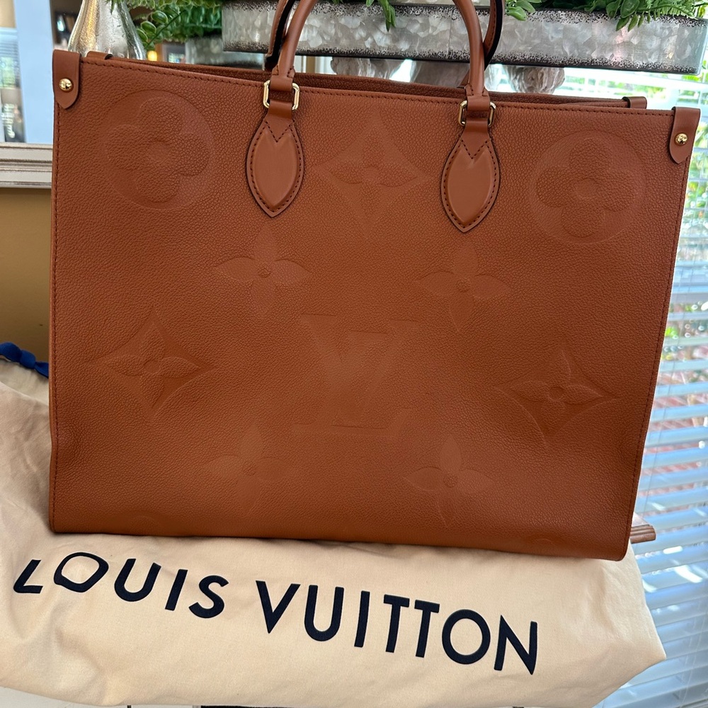 Louis Vuitton Onthego GM Empreinte Cognac